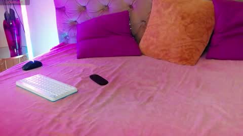 Dream online show from 09/16/25, 06:36