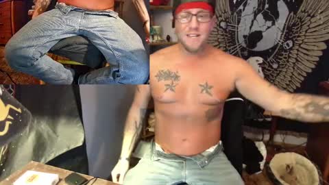 Snapshot of livingpuddle chatting on 02/20/25, 08:25 livingpuddle online show from 02/20/25, 08:25