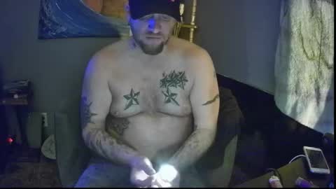 Snapshot of livingpuddle chatting on 10/03/25, 01:35 livingpuddle online show from 10/03/25, 01:35