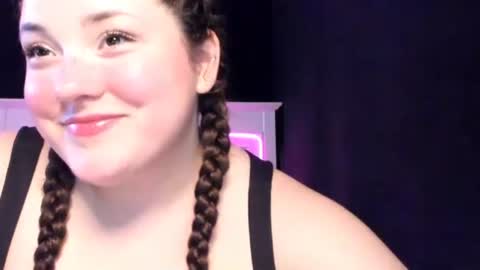 Snapshot of livinsubspace chatting on 06/29/26, 02:51 Liv online show from 06/29/26, 02:51