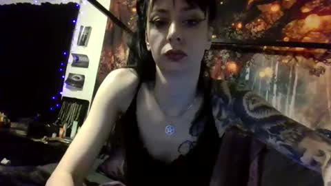 Liv Mirage online show from 02/05/25, 12:06