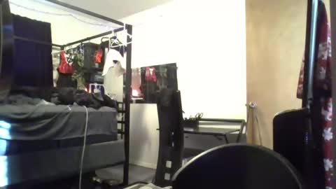 Liv Mirage online show from 10/29/25, 10:55