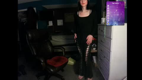 Snapshot of livolioyo chatting on 12/06/24, 10:38 Livolio online show from 12/06/24, 10:38