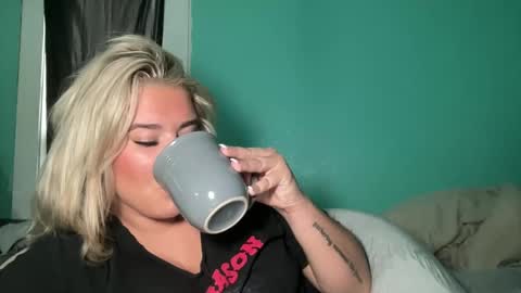 Livvy online show from 10/07/25, 03:09