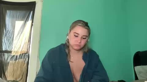 Livvy online show from 10/10/25, 02:05