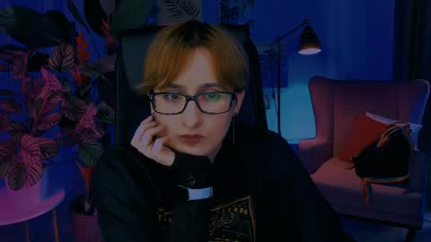 Snapshot of lixeluna chatting on 04/01/26, 07:53 LixeLuna online show from 04/01/26, 07:53