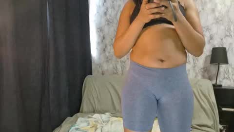 LiyahLexi online show from 01/16/26, 06:45
