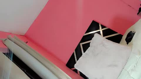 liyenpain01 online show from 04/11/26, 03:11