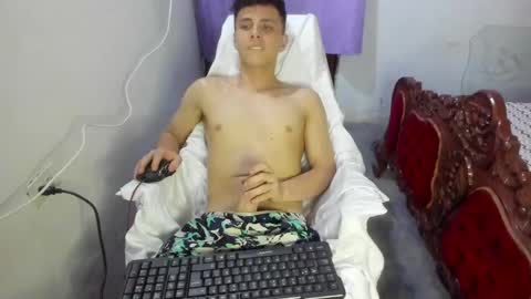 Chris online show from 12/28/24, 03:04