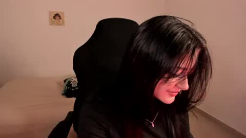 Elizabeth online show from 07/04/26, 11:44