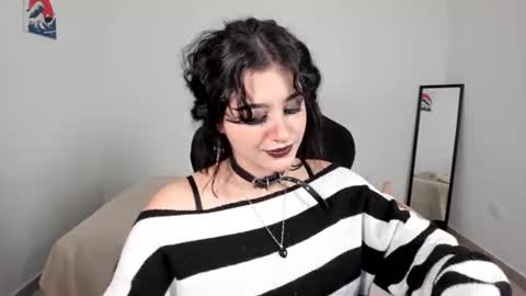 Elizabeth online show from 07/09/26, 08:46