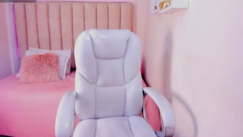 LIZ online show from 02/12/25, 09:01