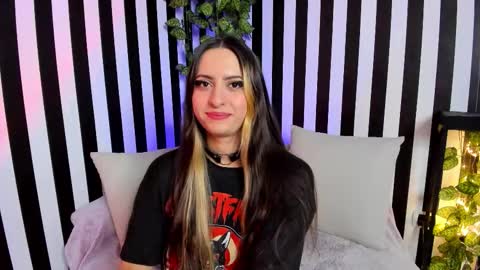 Liz  online show from 01/06/26, 02:32