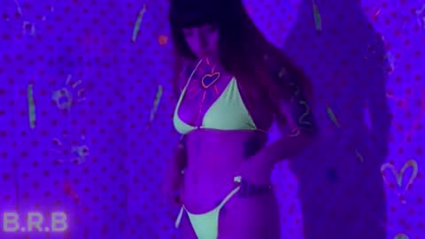    online show from 11/16/25, 02:06