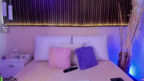    online show from 07/23/26, 01:58