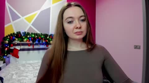 Girl next door online show from 01/03/25, 12:30