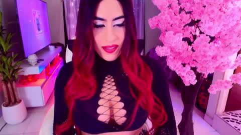 Snapshot of lizagothdoll chatting on 10/06/25, 08:39 Liza Goth online show from 10/06/25, 08:39