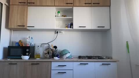 Liza online show from 03/04/25, 08:24