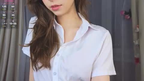 Snapshot of lizbethbiers chatting on 11/28/25, 03:31 Hello there im Amelia Im new here Lets have fun online show from 11/28/25, 03:31