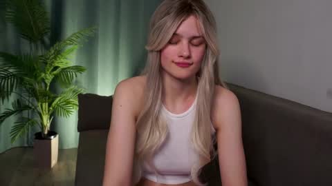 Sunnheart online show from 01/23/25, 10:44