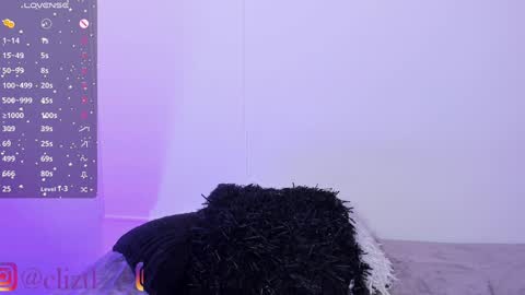 lizcastl online show from 12/02/24, 07:16