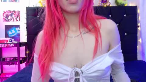 Snapshot of lizz_bela1 chatting on 09/15/25, 08:20 Lizz online show from 09/15/25, 08:20