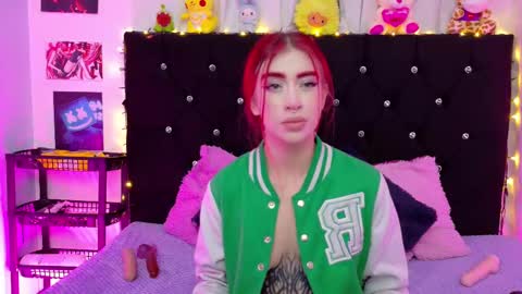 Snapshot of lizz_bela1 chatting on 10/05/25, 10:51 Lizz online show from 10/05/25, 10:51