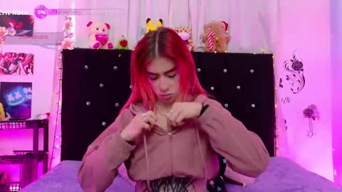 Snapshot of lizz_bela1 chatting on 11/23/25, 09:47 Lizz online show from 11/23/25, 09:47