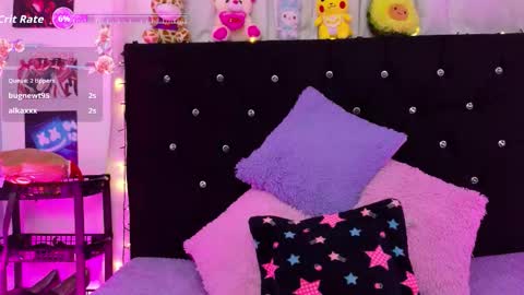 Snapshot of lizz_bela1 chatting on 12/01/25, 10:37 Lizz online show from 12/01/25, 10:37