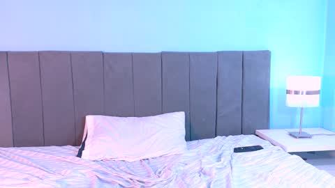 LIZZ   online show from 04/30/26, 01:50