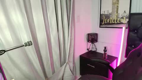 Lizz  online show from 01/27/25, 12:05