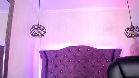 Lizza jones online show from 04/18/26, 07:07