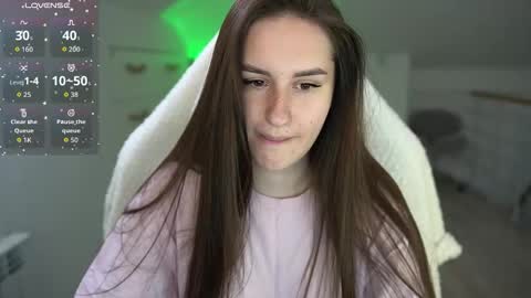 Lizi-Fox online show from 10/18/25, 11:33