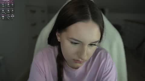 Snapshot of lizzi_fox chatting on 01/11/26, 11:43 Lizi-Fox online show from 01/11/26, 11:43