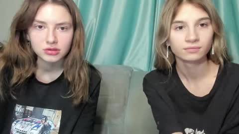 lizzi_muur online show from 01/02/25, 07:18