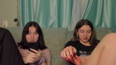 lizzi_muur online show from 01/20/25, 02:46