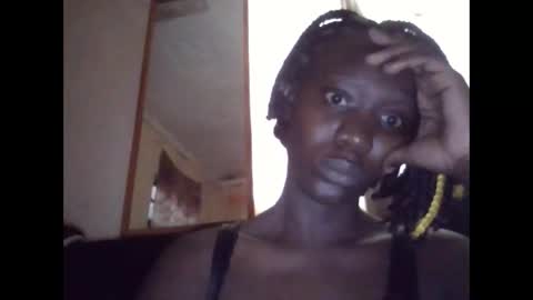 Snapshot of lizzie2020 chatting on 06/02/26, 04:36 lizzie2020 online show from 06/02/26, 04:36