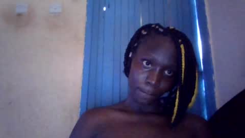 Snapshot of lizzie2020 chatting on 06/19/26, 11:36 lizzie2020 online show from 06/19/26, 11:36