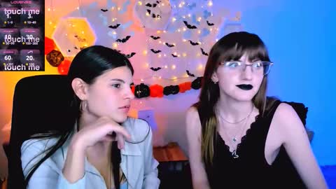 lizzie_boom online show from 10/26/25, 08:15