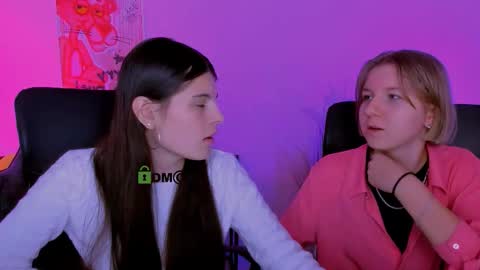 lizzie_boom online show from 12/15/25, 08:02