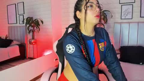  Lizzie  online show from 02/13/26, 12:01