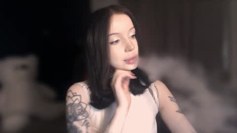 Snapshot of lizziesweety chatting on 12/14/24, 03:25 liza liza liza online show from 12/14/24, 03:25