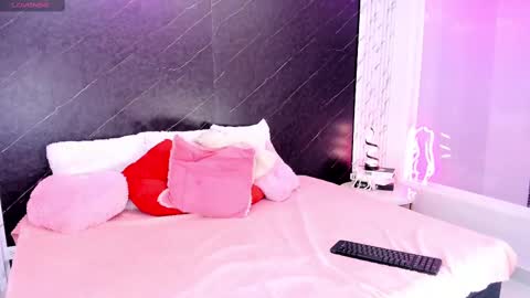 I am Lizz online show from 02/20/25, 12:04