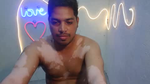 lizzy_955413 online show from 02/26/26, 07:07