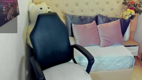 Lizzy Joss online show from 10/05/25, 02:21