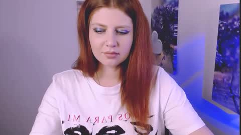 Lizzy3 online show from 11/20/25, 03:34