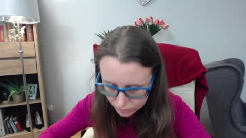 Lizzy online show from 04/10/26, 05:45