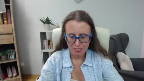 Lizzy online show from 07/07/26, 07:56