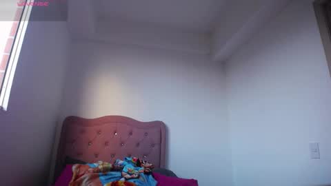 lizzysnow online show from 10/13/25, 10:32