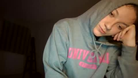 Lizzie Vonn online show from 03/29/26, 12:16